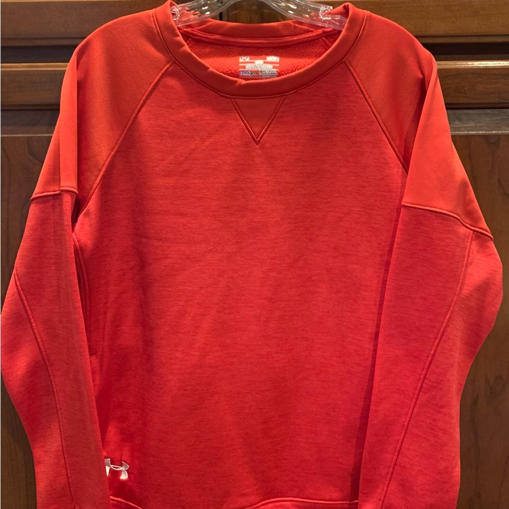 UNDER ARMOR SWEATSHIRT